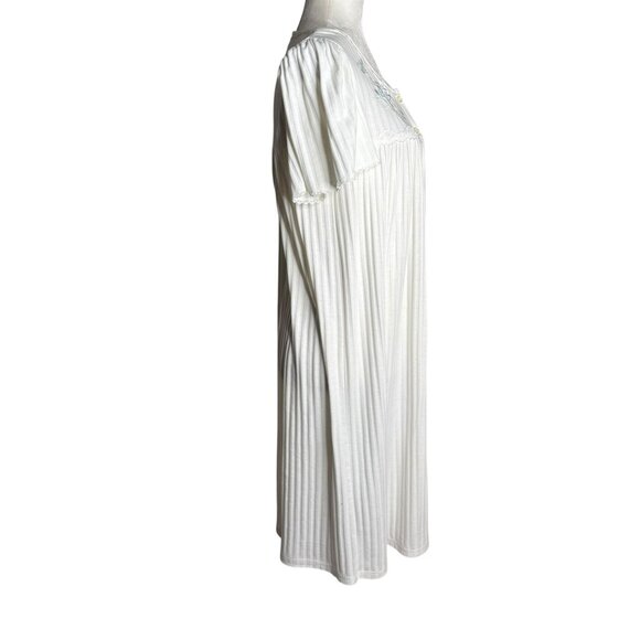 Miss Elaine Classics White Short Sleeve Embroidered Nightgown Small Cotton Blend - Picture 5 of 6